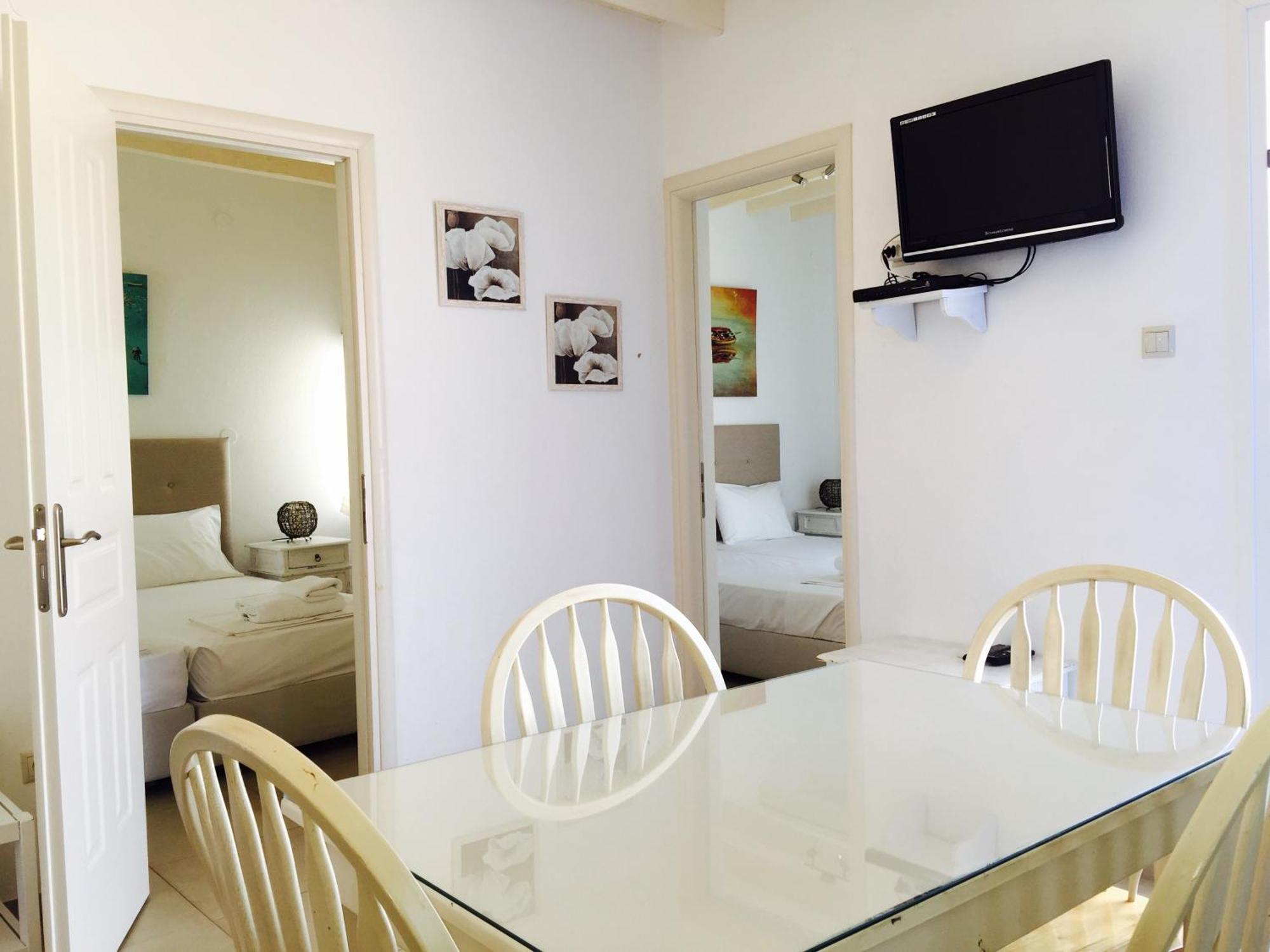 Casa Bianca Hotel Ornos  Room photo